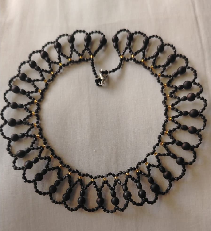 Collar "Kumpia Eclipse"